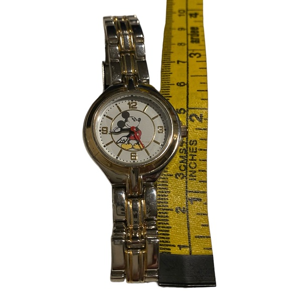 Disney Women’s Mickey Mouse watch with moving arms. - Picture 6 of 6